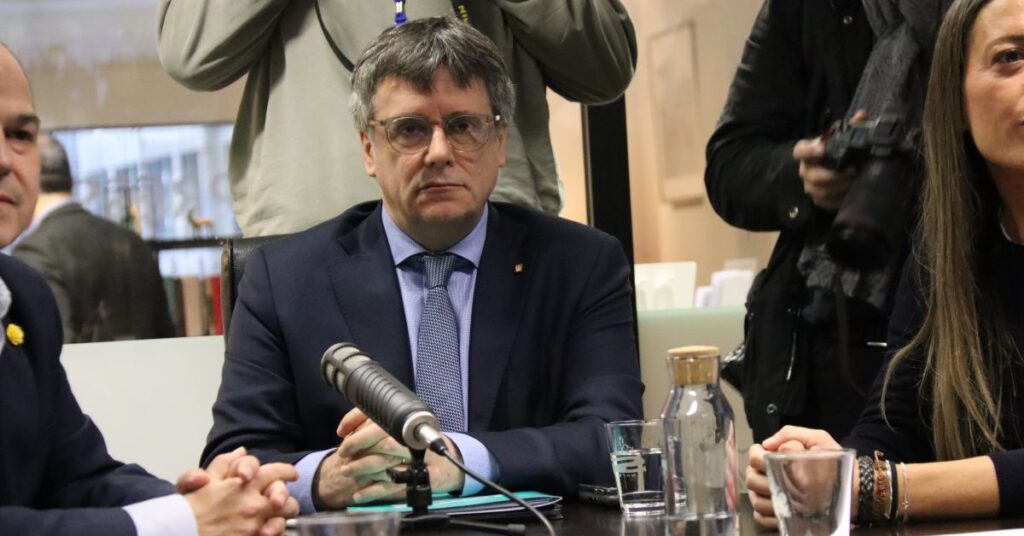 El presidente de Junts per Catalunya, Carles Puigdemont, reunido con la ejecutiva del partido (Eulàlia Martí, ACN)