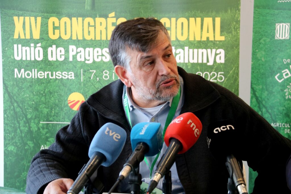 El coordinador nacional d'Unió de Pagesos, Joan Caball, durant una roda de premsa en el marc del XIV Congrés Nacional del sindicat (Alba Mor, ACN)