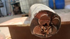 Cables de cobre incautados por los Mossos d'Esquadra en la chatarrería de Reus (Mossos d'Esquadra)