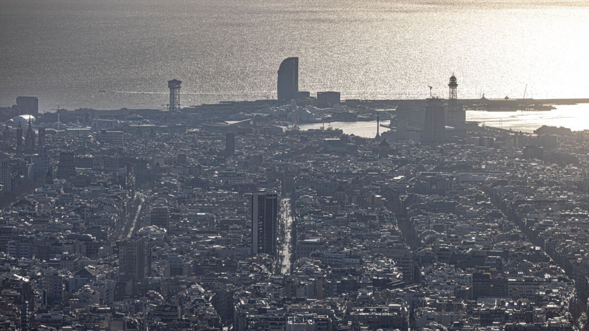 Panorámica de la ciudad de Barcelona, desde Collserola (Jordi Borràs, ACN)