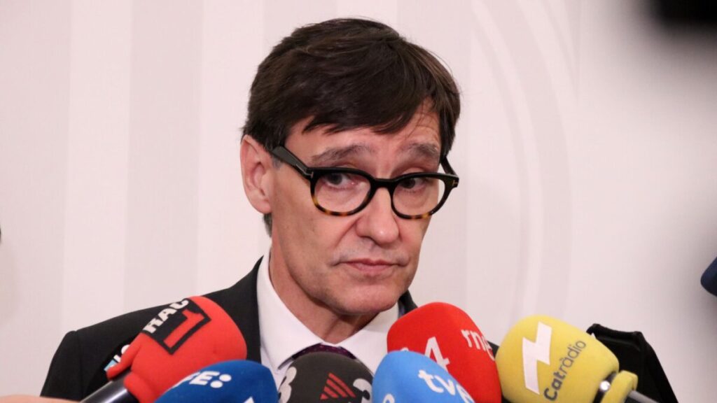 El president Salvador Illa atén els mitjans a Seül (Mariona Puig i Blanca Blay, ACN)