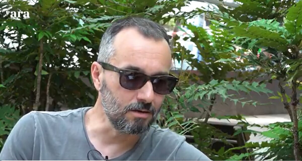 Imatge extreta del vídeo de l’entrevista a l’humorista de la CCMA Jair Domínguez que el diari ARA va publicar el diumenge 8 de juny