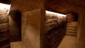 Dos galerías de las nuevas ametralladoras del punto de Porroig de Salou (Arnau Martínez, ACN)