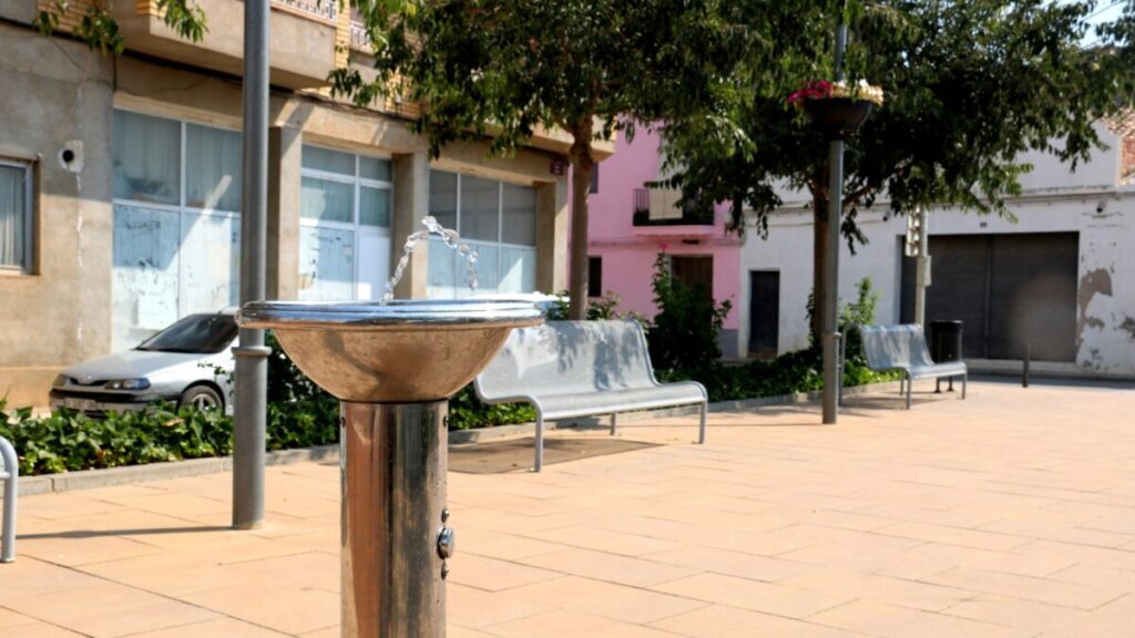 Fuente de una plaza de Massalcoreig (Alba Mor, ACN)