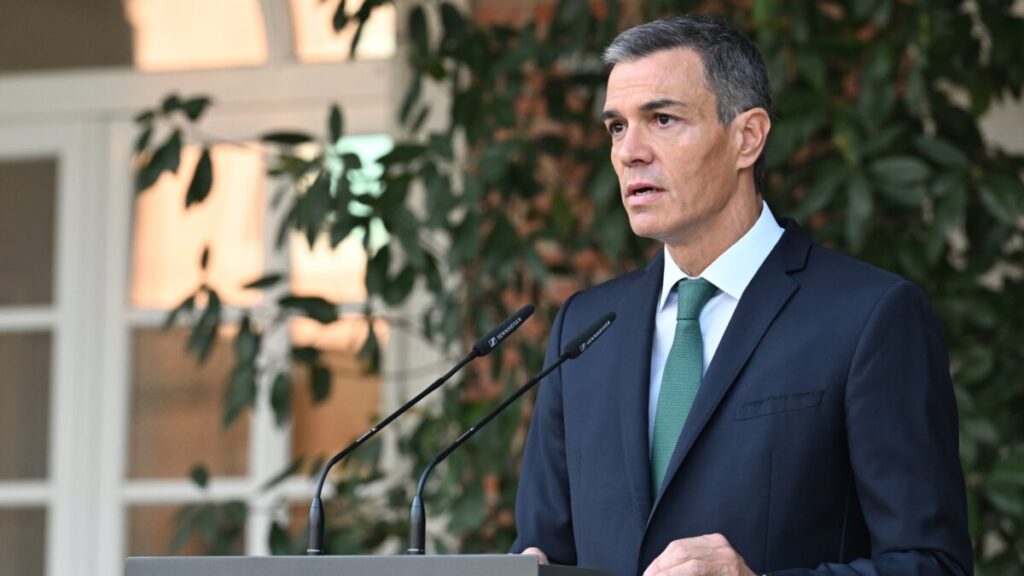 El president del Govern d'Espanya, Pedro Sánchez, durant la seva declaració institucional sobre Israel i Gaza a la Moncloa (Borja Puig de la Bellacasa, Moncloa)