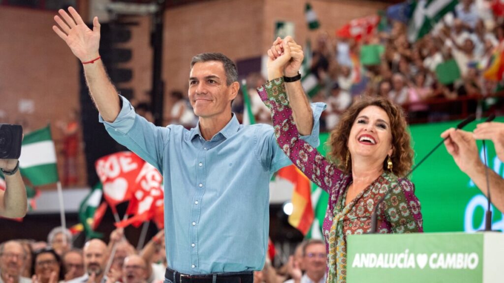 Pedro Sánchez y María Jesús Montero en el mitin de precampaña del Partido Socialista en Andalucía (PSOE)