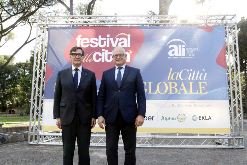 Salvador Illa y Roberto Gualtieri en el Festival delle Città en Roma