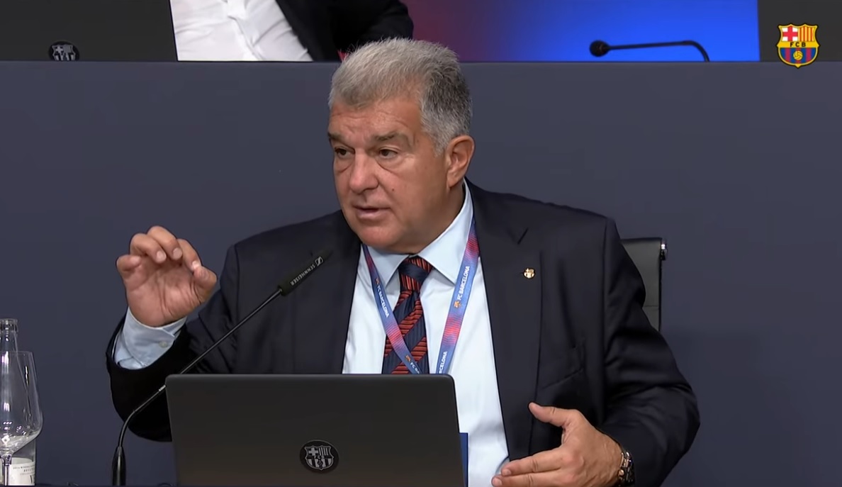Goldman Sachs le da un toque muy serio a Laporta para que acelere las obras joan-laporta-durant-la-darrera-assemblea-del-barca-fc-barcelona