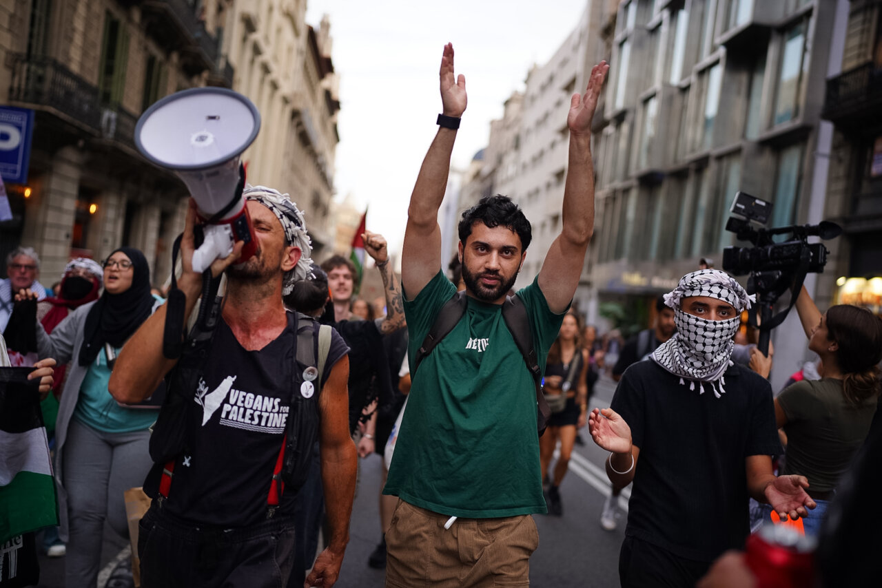 Manifestants a Barcelona durant una mobilització a favor de Palestina.