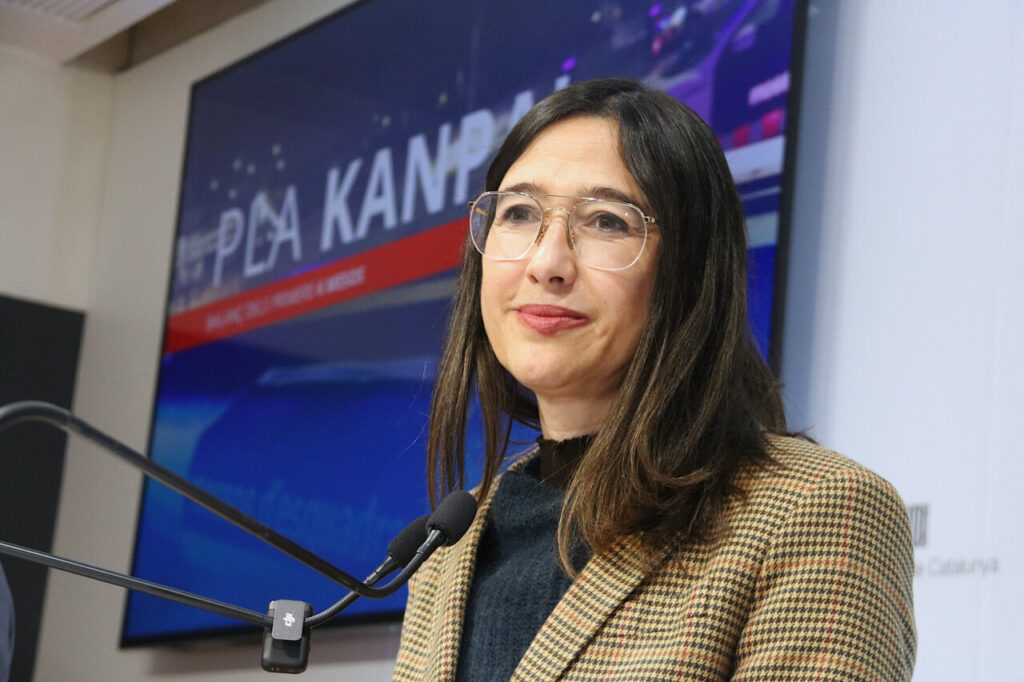 Núria Parlon parlant sobre el pla Kanpai contra la delinqüència
