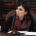 Sílvia Orriols exigeix que tots els regidors votin el que ella vol.