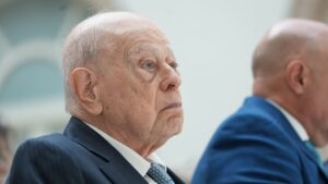 El expresidente de la Generalitat Jordi Pujol durante el acto de entrega del XIX Premio Agustí Juandó i Royo en el Parlament (Maria Pratdesaba, ACN)