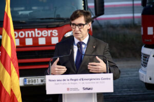 El president de la Generalitat parlant durant l'acte de posada de la primera pedra.