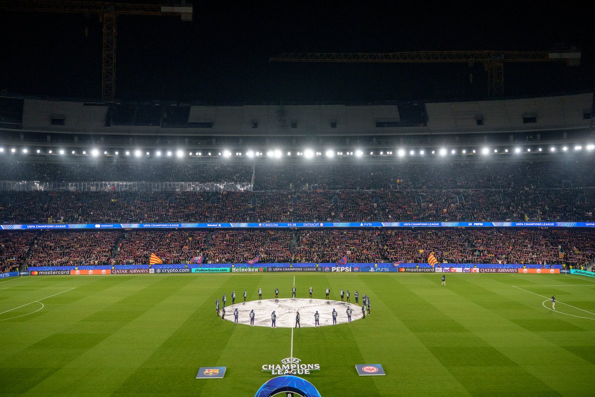 Les graderies del Camp Nou, abans del Barça-Eintracht (FC Barcelona)