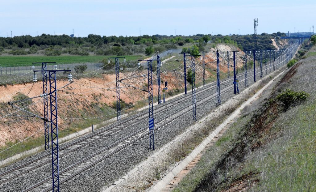 Tram de la línia d'alta velocitat entre Madrid i Barcelona