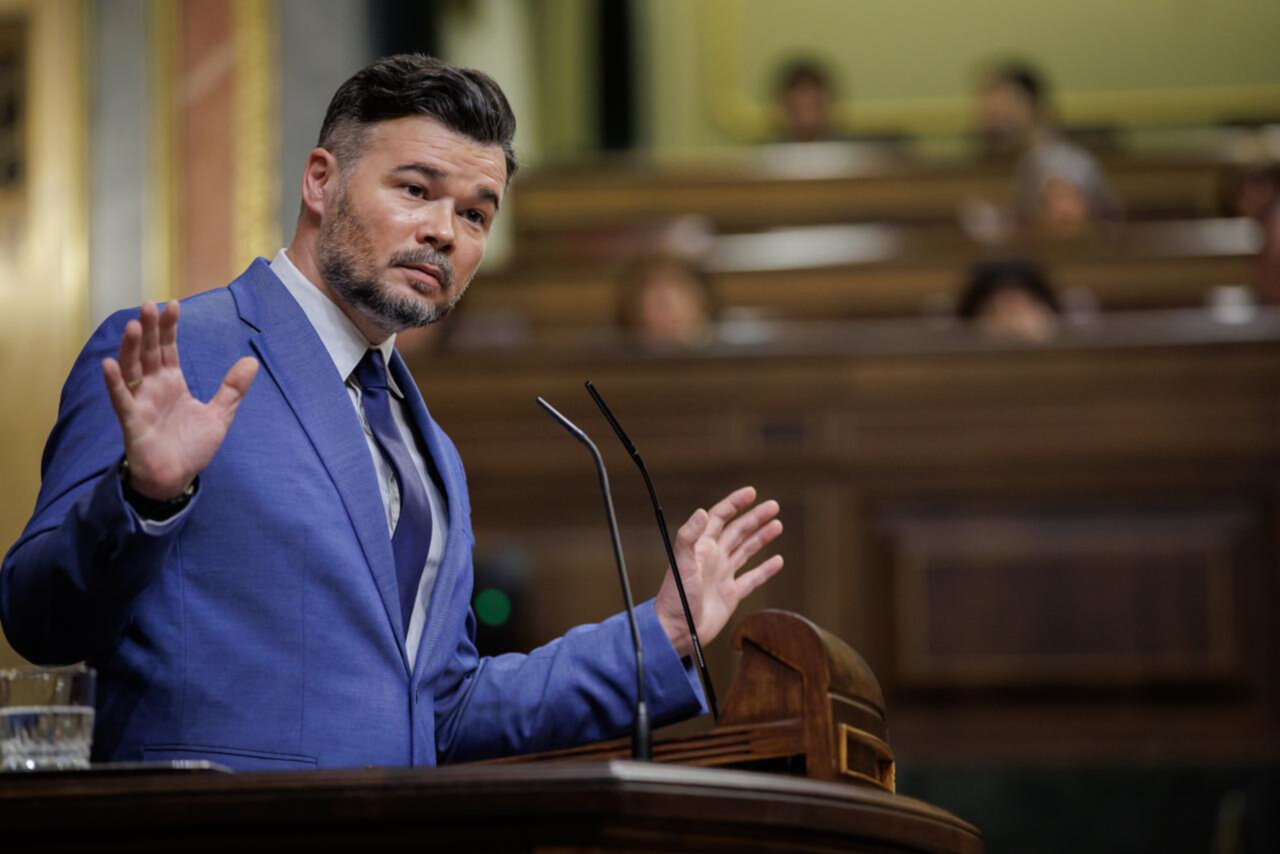 Gabriel Rufián parlant al Congrés dels Diputats sobre multireincidència.