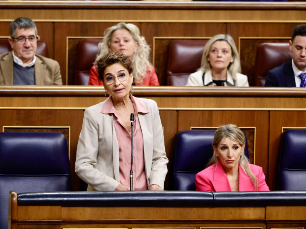 La vicepresidenta primera del Govern d'Espanya, María Jesús Montero, aquest dimecres al Congrés dels Diputats (ACN)