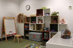 Una de les sales de jocs infantil de la Barnahus de Granollers (Bernat Vilaró, ACN)