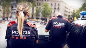 Agents dels Mossos d'Esquadra (Mossos d'Esquadra)
