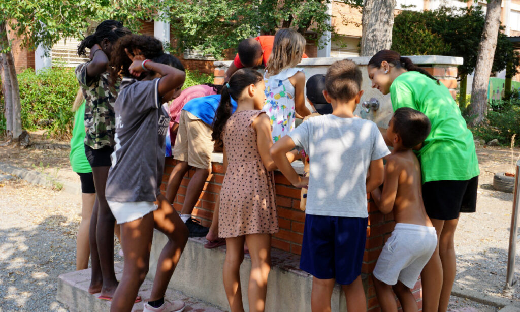 Infants dels casals d'estiu becats de la Fundació Pere Tarrés