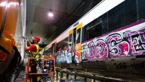 grafiti, tren, Cornellà de Llobregat
