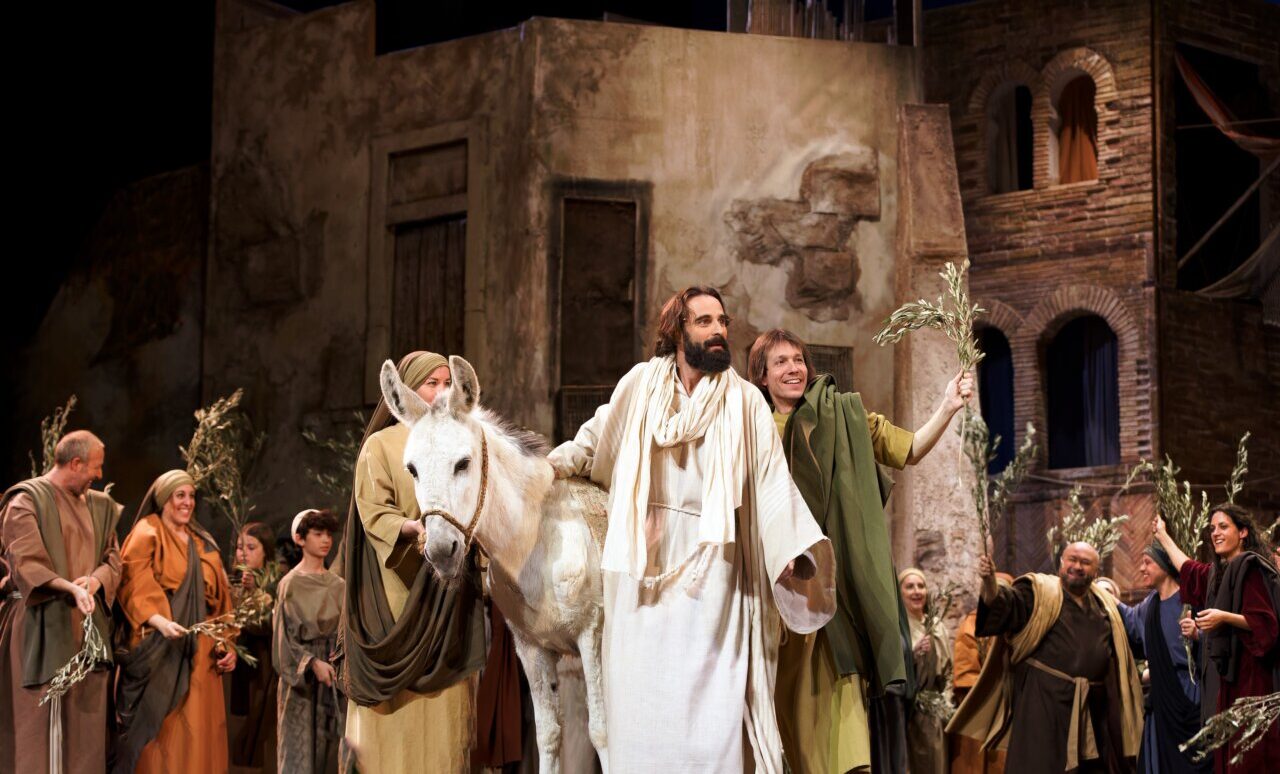 Representación teatral de La Passió d'Esparreguera