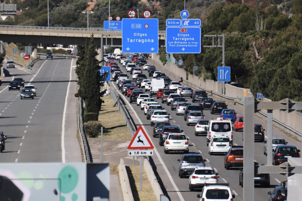 C-32, Castelldefels, Setmana Santa