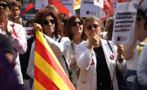 Metges manifestant-se a Barcelona (ACN)