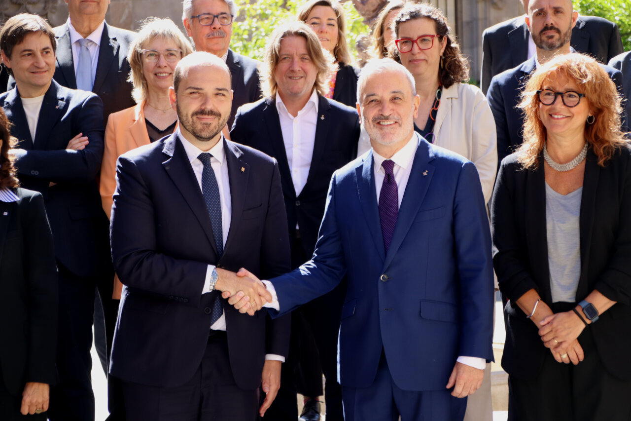El conseller Albert Dalmau i l'alcalde Jaume Collboni (Blanca Blay - ACN)