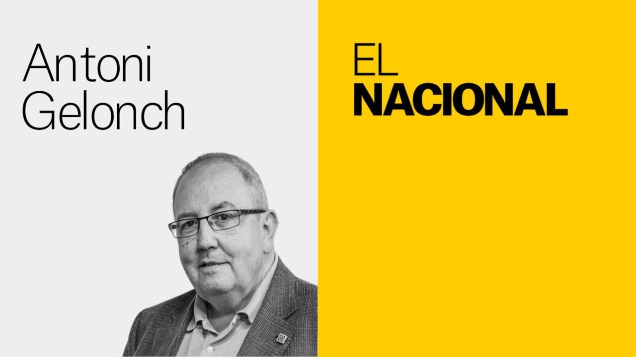 Retrat d'Antoni Gelonch amb el logotip d'El Nacional