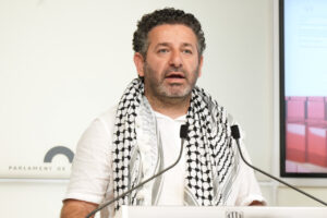 Saif Abukeshek, Parlament de Catalunya
