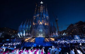 Sagrada Família en la benedicció del papa Lleó XIV (ACN - Marc Font)