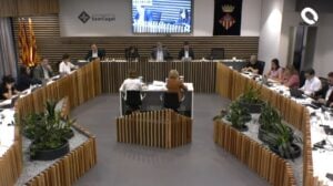 Ple de l'ajuntament de Sant Cugat del Vallès amb regidors reunits