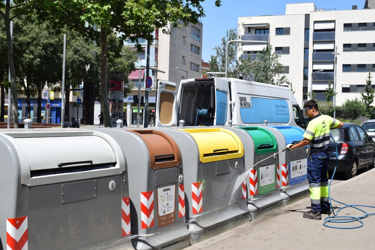 contenidors de residus a Viladecans