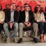 Salvador Illa amb alguns dels alcaldables del partit a les pròximes municipals (Lourdes Casademont, ACN)